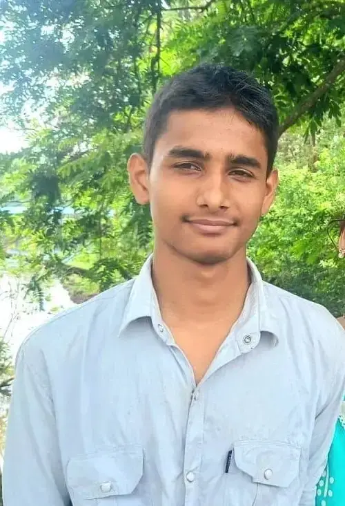 प्रवेश आचार्य