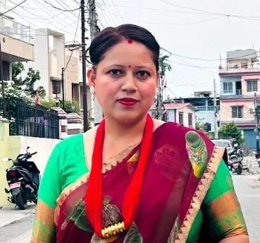 सविता दाहाल